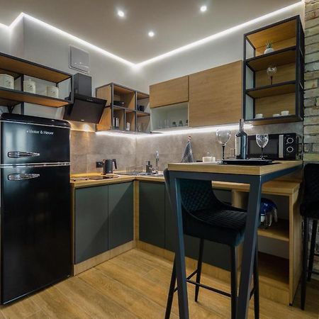 Vip - Smart Appartement Kiev Buitenkant foto