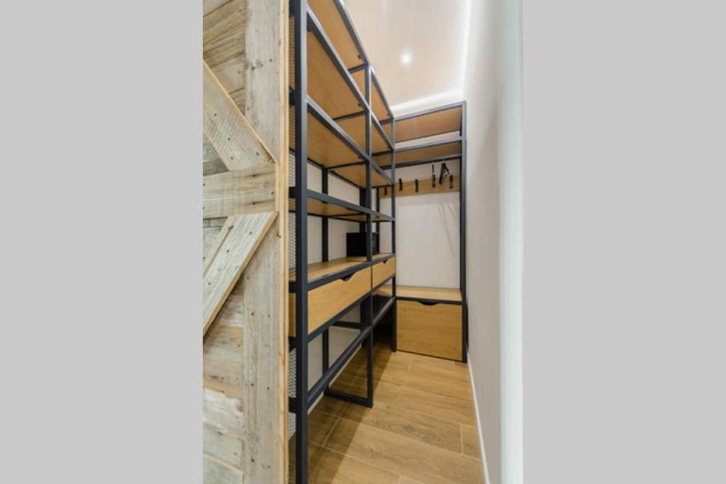 Vip - Smart Appartement Kiev Buitenkant foto